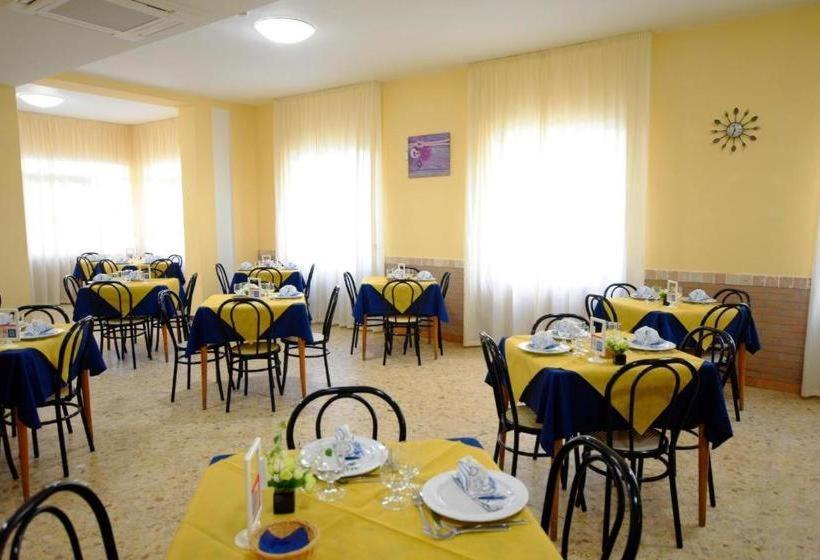 Hotel Arno 3*